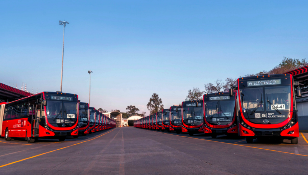 FLOTILLA DE AUTOBUSES ELÉCTRICOS DE METROBUS CDMX